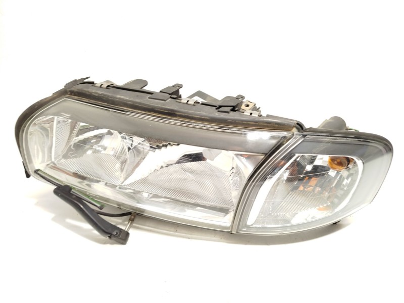 Recambio de faro izquierdo para volvo s80 i (184) 2.5 tdi referencia OEM IAM 8662867  89006414