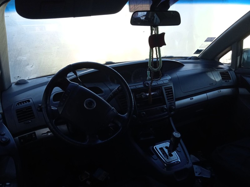 ssangyong rodius i del año 2005