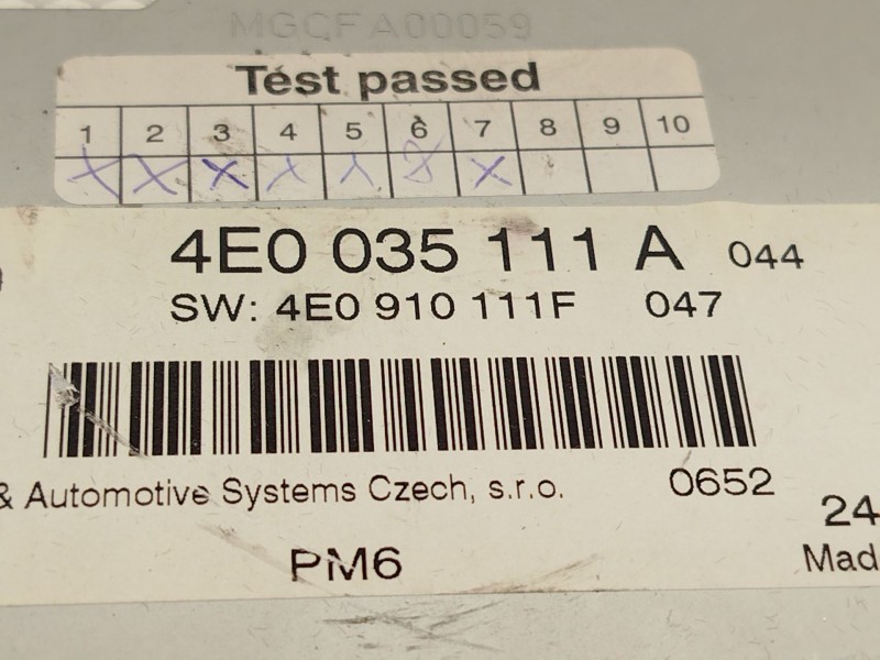 Recambio de sistema audio / radio cd para audi a6 c6 (4f2) 2.0 tdi referencia OEM IAM 4E0035111A 4E0910111F 