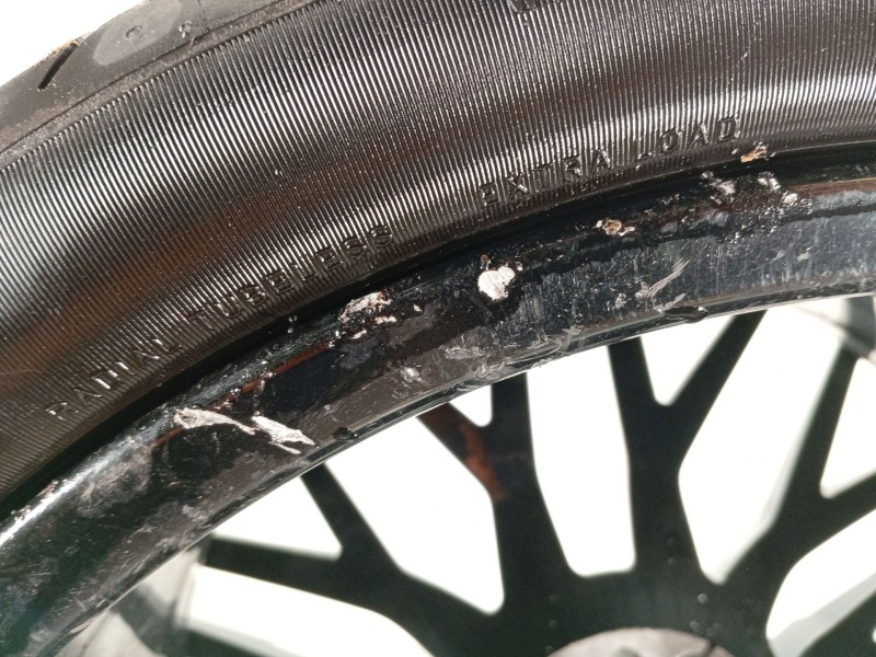 Recambio de llanta para audi r8 (4s3, 4sp) 5.2 fsi quattro referencia OEM IAM 4S0601025C  