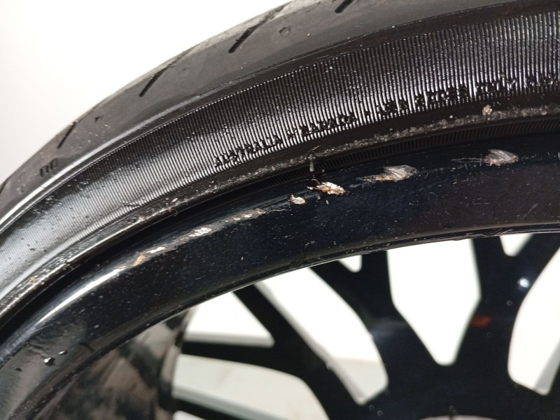 Recambio de llanta para audi r8 (4s3, 4sp) 5.2 fsi quattro referencia OEM IAM 4S0601025AC  