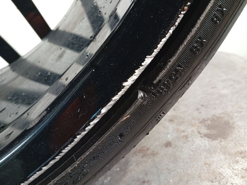 Recambio de llanta para audi r8 (4s3, 4sp) 5.2 fsi quattro referencia OEM IAM 4S0601025AC  