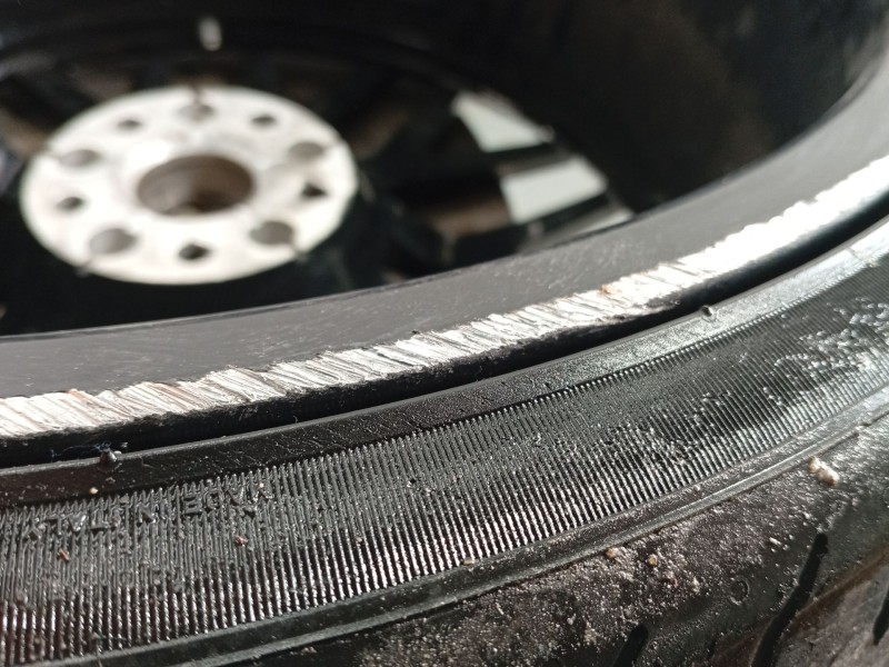 Recambio de llanta para audi r8 (4s3, 4sp) 5.2 fsi quattro referencia OEM IAM 4S0601025AC  