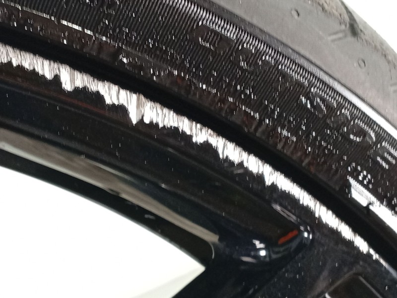 Recambio de llanta para audi r8 (4s3, 4sp) 5.2 fsi quattro referencia OEM IAM 4S0601025AC  