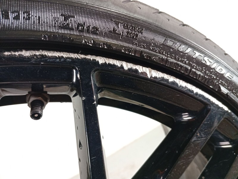 Recambio de llanta para audi r8 (4s3, 4sp) 5.2 fsi quattro referencia OEM IAM 4S0601025AC  