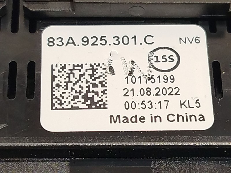 Recambio de mando multifuncion para audi q3 sportback (f3n) 35 tdi referencia OEM IAM 83A925301C  