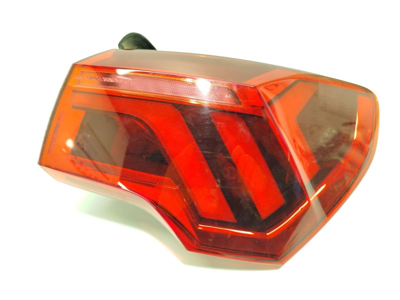 Recambio de piloto trasero derecho para audi q3 sportback (f3n) 35 tdi referencia OEM IAM 83A945092B  