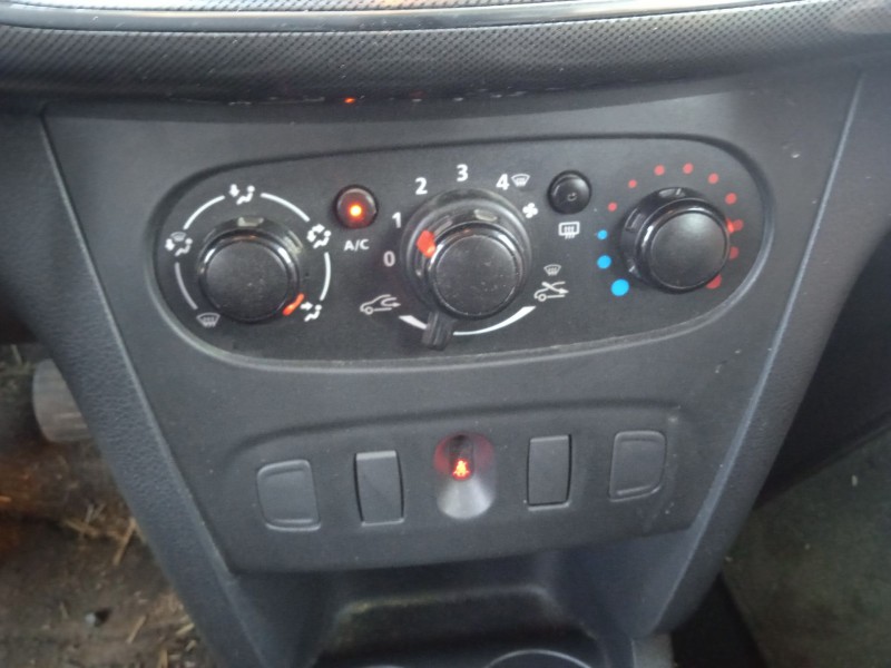 dacia sandero ii (b8_) del año 2019