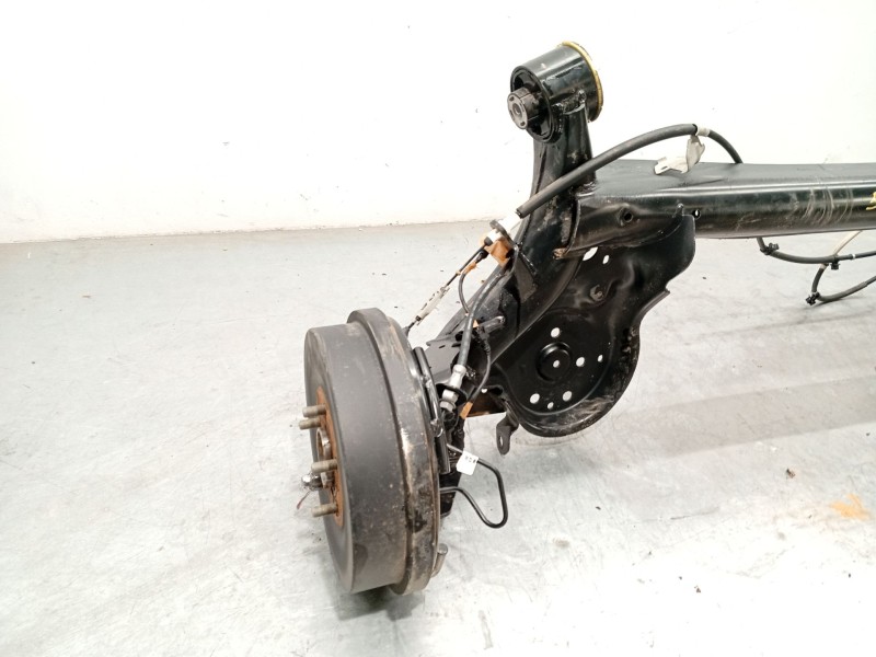 Recambio de puente trasero para ford tourneo courier 1.0 ecoboost referencia OEM IAM 2847200  
