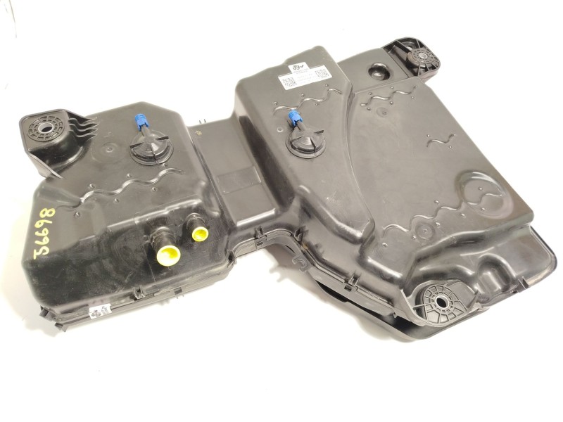 Recambio de deposito aditivo fap adblue para audi q3 sportback (f3n) 35 tdi referencia OEM IAM 5QF131877N  5Q0131969E