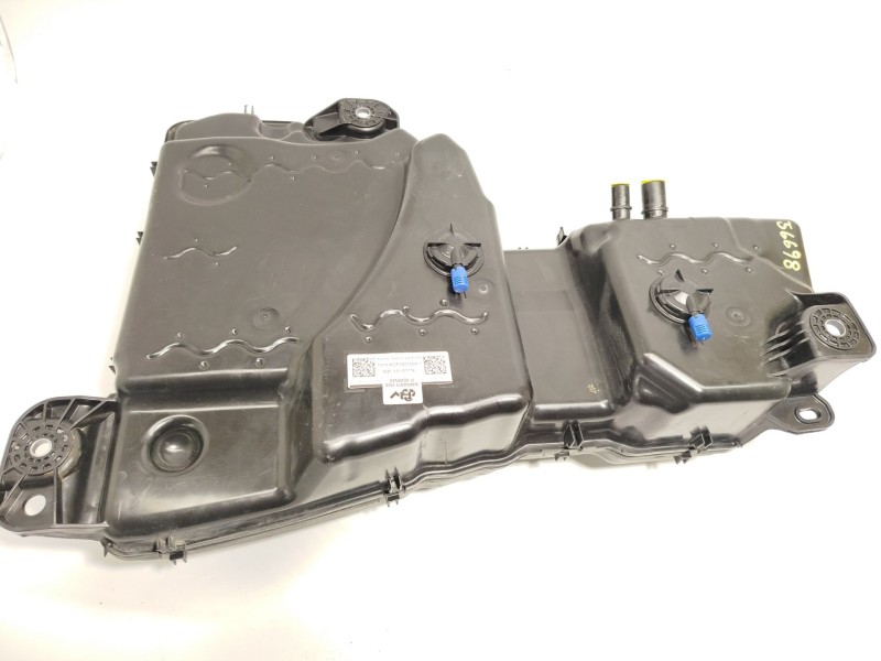 Recambio de deposito aditivo fap adblue para audi q3 sportback (f3n) 35 tdi referencia OEM IAM 5QF131877N  5Q0131969E
