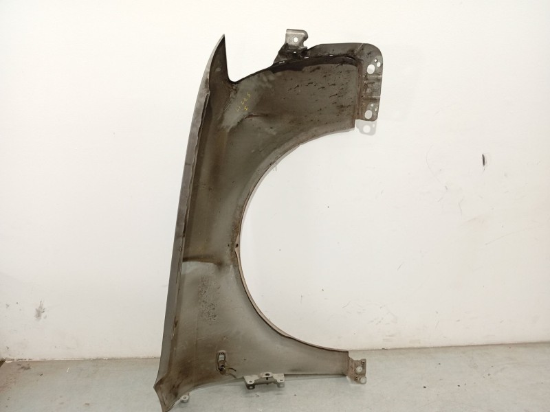 Recambio de aleta delantera izquierda para audi a4 b6 (8e2) 1.9 tdi referencia OEM IAM 8E0821105B  