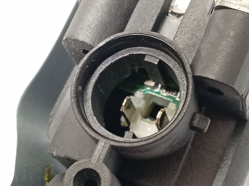 Recambio de elevalunas delantero derecho para hyundai ix35 (lm, el, elh) 1.7 crdi referencia OEM IAM 824022Y000  402390B