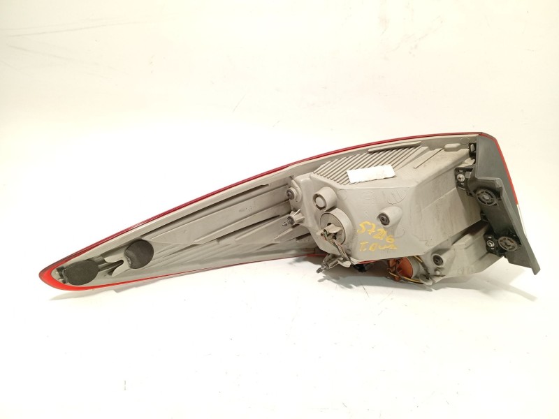 Recambio de piloto trasero derecho para hyundai ix35 (lm, el, elh) 1.7 crdi referencia OEM IAM 924022Y0 924022Y000 