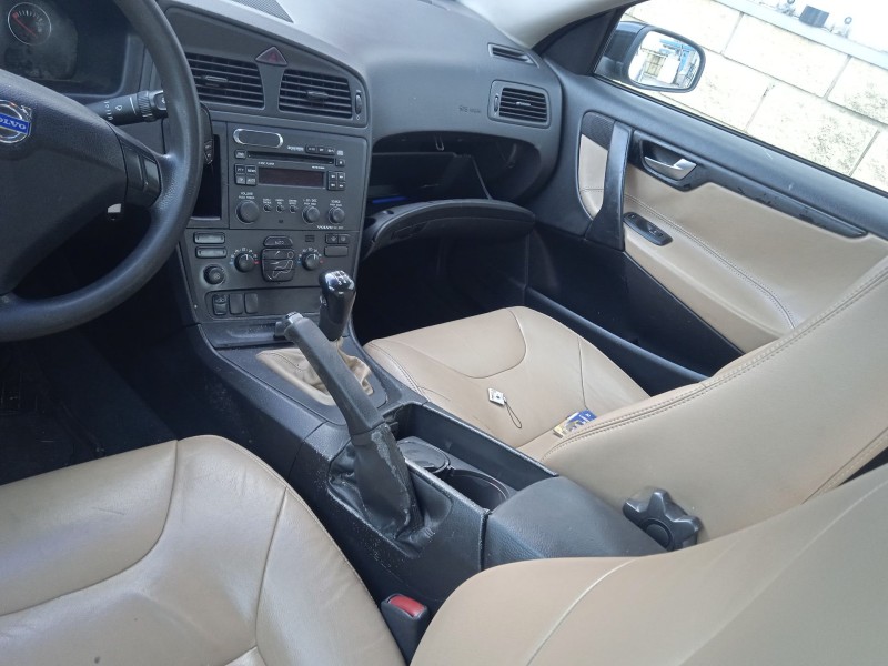 volvo s60 i (384) del año 2004