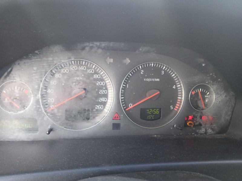 volvo s60 i (384) del año 2004