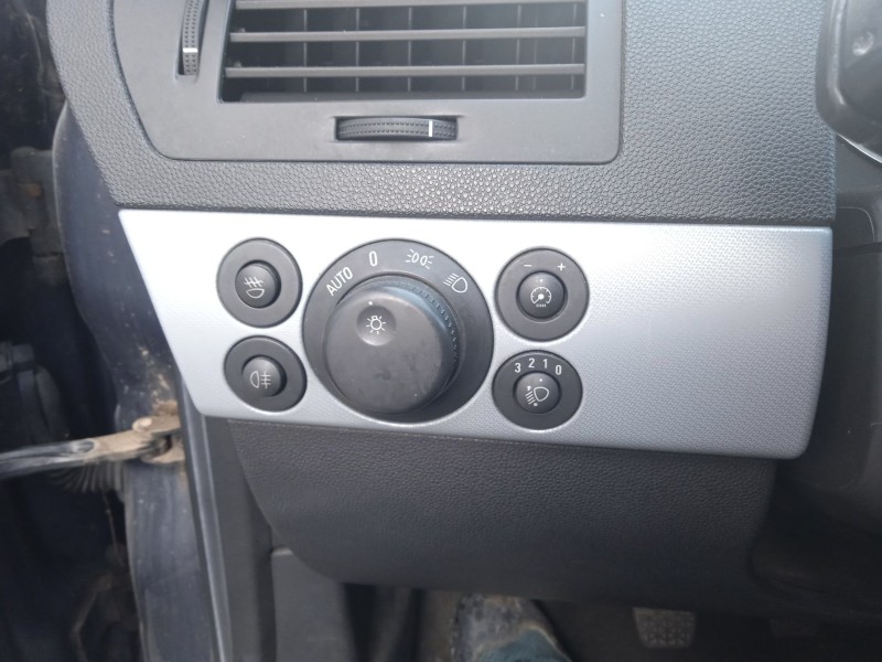 opel astra h (a04) del año 2006