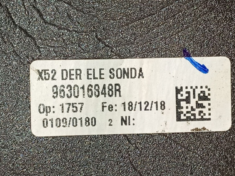 Recambio de retrovisor derecho para dacia sandero ii (b8_) 1.5 dci referencia OEM IAM 963016848R  