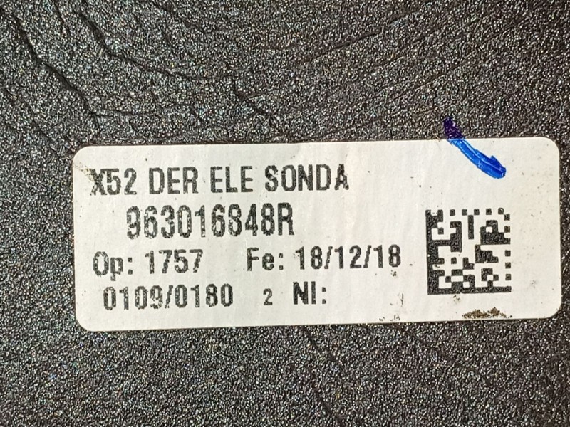 Recambio de retrovisor derecho para dacia sandero ii (b8_) 1.5 dci referencia OEM IAM 963016848R  