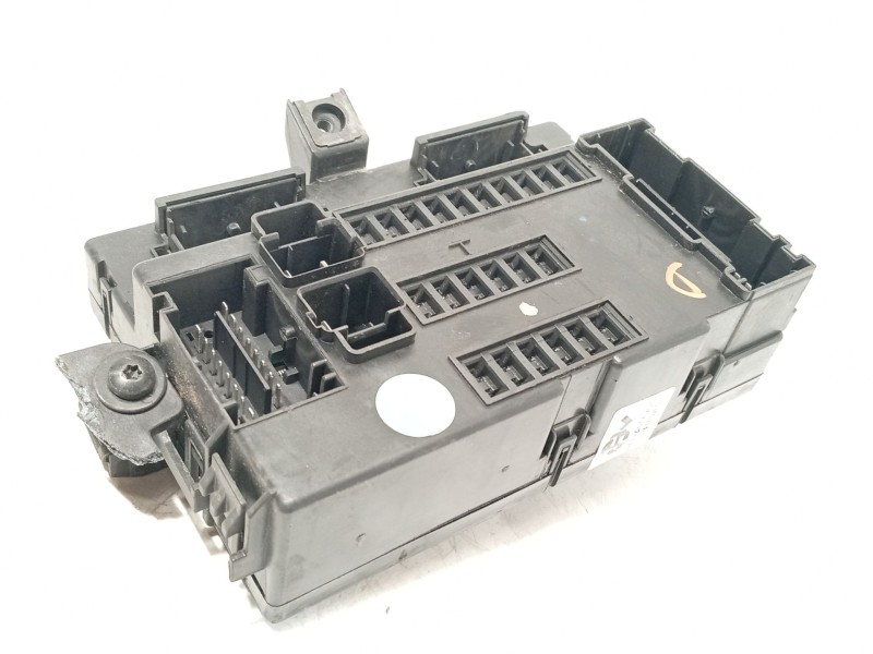 Recambio de caja reles / fusibles para iveco daily vi furgoneta 33s13, 35s13, 35c13 referencia OEM IAM 5801955903 580195590300 Y