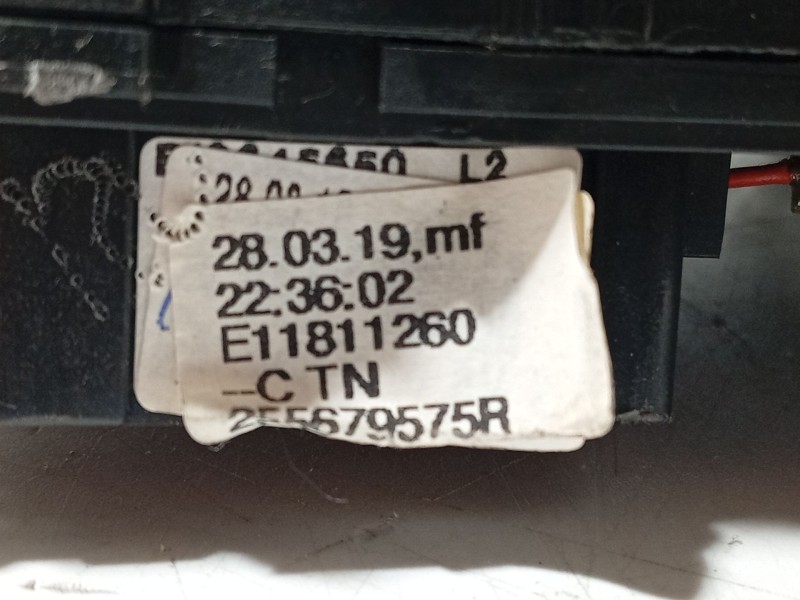 Recambio de mando intermitentes para dacia sandero ii (b8_) 1.5 dci referencia OEM IAM 255679575R  