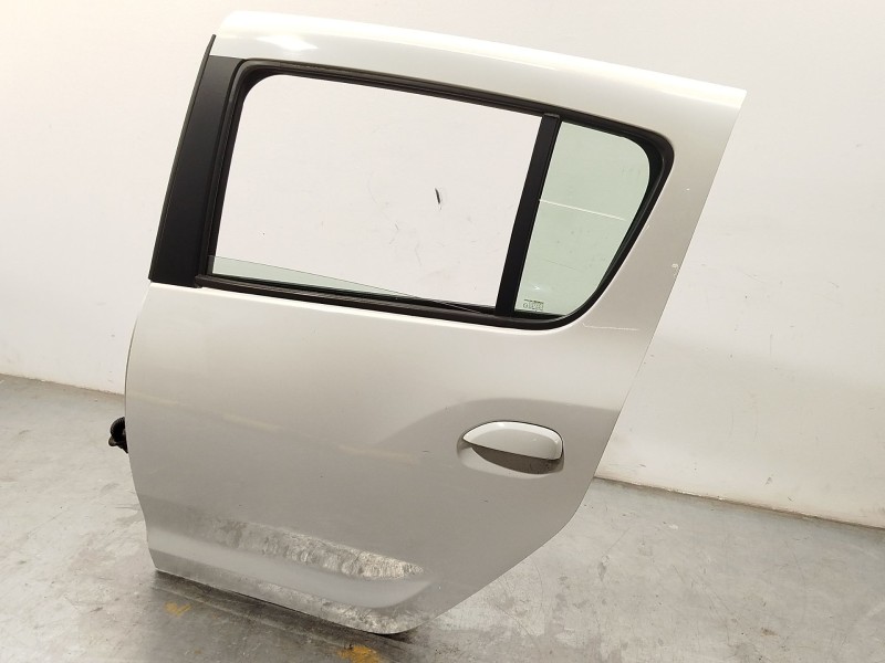 Recambio de puerta trasera izquierda para dacia sandero ii (b8_) 1.5 dci referencia OEM IAM 821017625R  