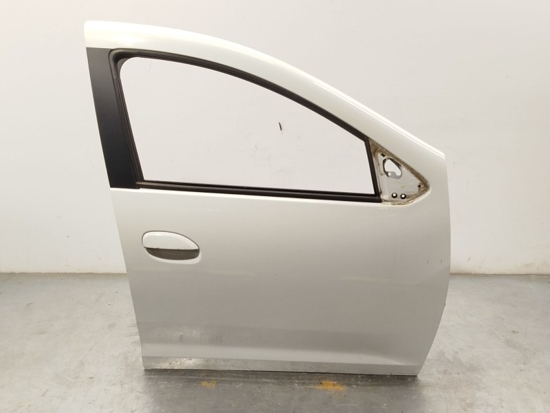 Recambio de puerta delantera derecha para dacia sandero ii (b8_) 1.5 dci referencia OEM IAM 801008681R  