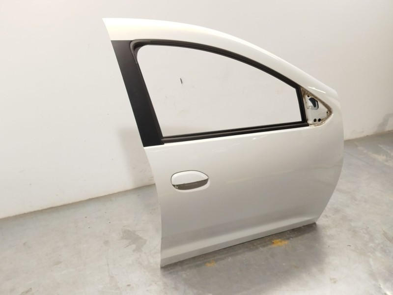 Recambio de puerta delantera derecha para dacia sandero ii (b8_) 1.5 dci referencia OEM IAM 801008681R  