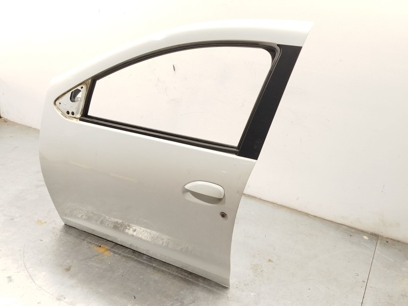 Recambio de puerta delantera izquierda para dacia sandero ii (b8_) 1.5 dci referencia OEM IAM 801012479R  