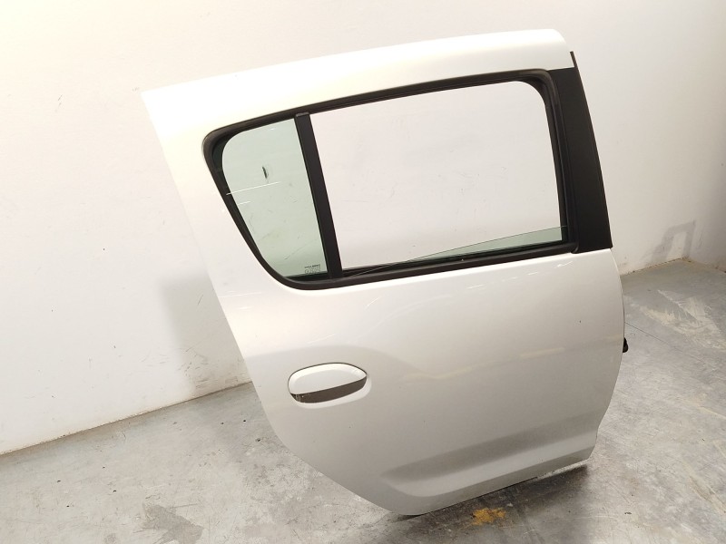 Recambio de puerta trasera derecha para dacia sandero ii (b8_) 1.5 dci referencia OEM IAM 821002434R  