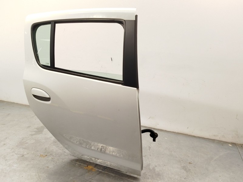 Recambio de puerta trasera derecha para dacia sandero ii (b8_) 1.5 dci referencia OEM IAM 821002434R  