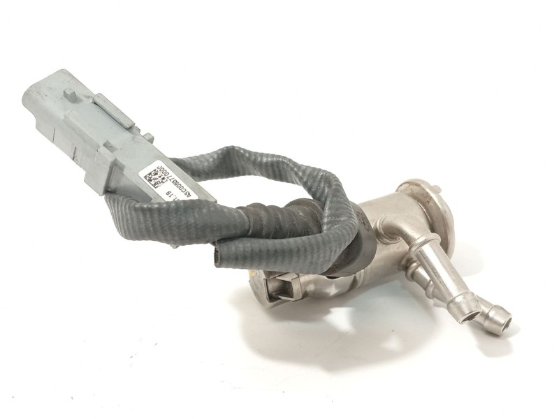 Recambio de inyector para dacia sandero ii (b8_) 1.5 dci referencia OEM IAM 208995377R  