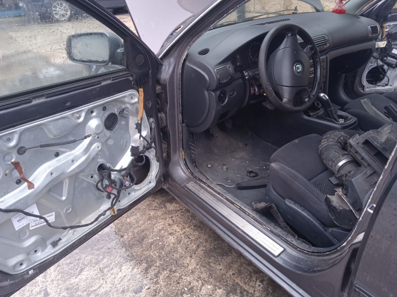 skoda superb i (3u4) del año 2006