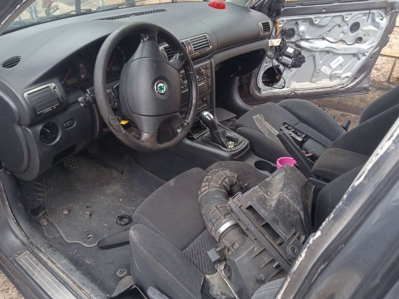 skoda superb i (3u4) del año 2006