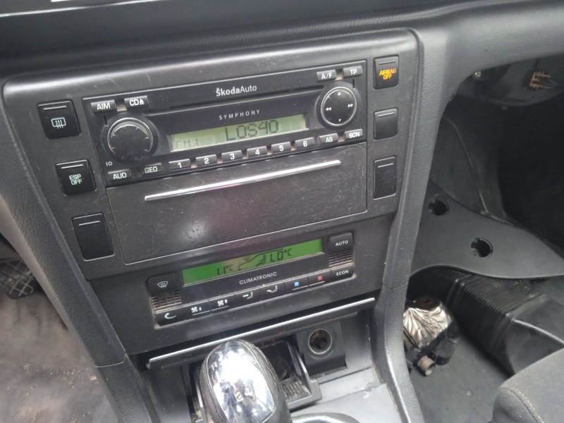 skoda superb i (3u4) del año 2006