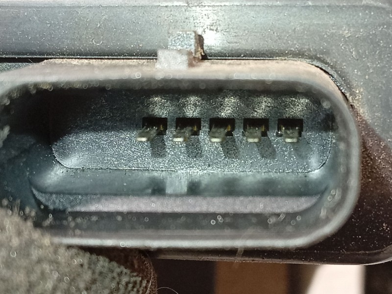 Recambio de cerradura puerta delantera izquierda para iveco daily vi furgoneta 33s13, 35s13, 35c13 referencia OEM IAM 5801529301