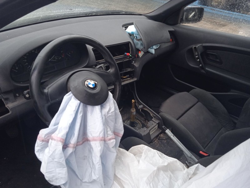 bmw 3 compact (e46) del año 2004