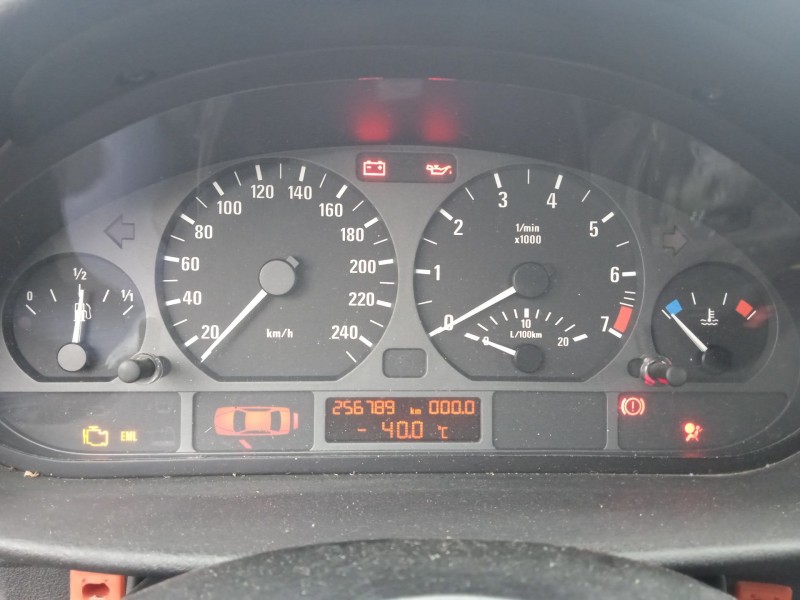 bmw 3 compact (e46) del año 2004