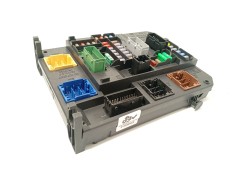 Recambio de caja reles / fusibles para peugeot 308 ii (lb_, lp_, lw_, lh_, l3_) 1.6 bluehdi 120 referencia OEM IAM 9806687880 16 2