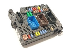 Recambio de caja reles / fusibles para peugeot 308 ii (lb_, lp_, lw_, lh_, l3_) 1.6 bluehdi 120 referencia OEM IAM 9810296380  