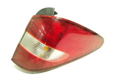 Recambio de piloto trasero derecho para ssangyong rodius i 2.7 xdi referencia OEM IAM 8360221304  