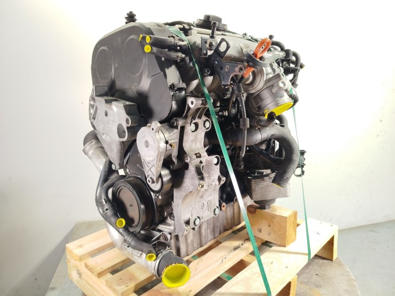 Recambio de despiece motor para volkswagen touran (1t1) 2.0 tdi referencia OEM IAM AZV  