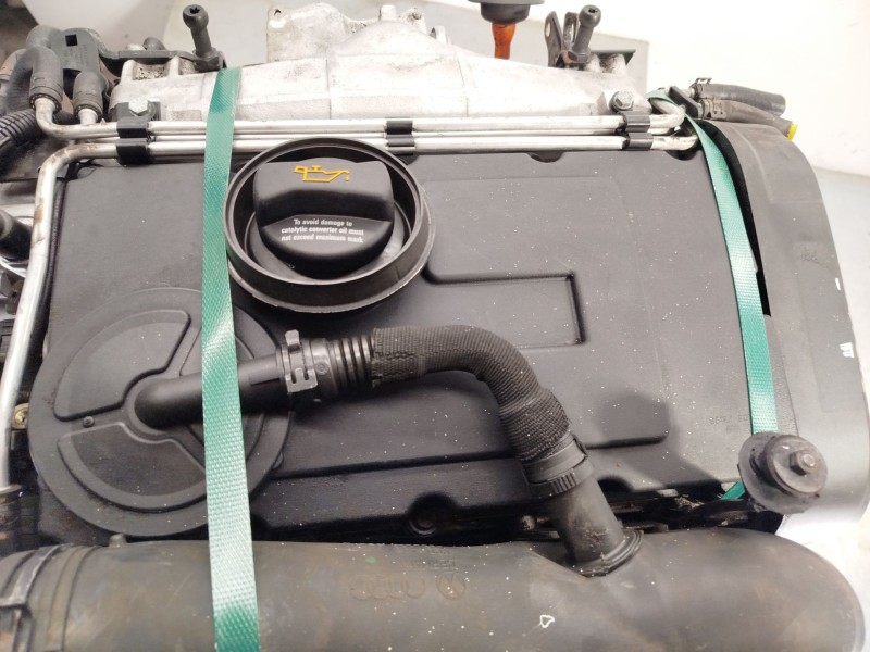 Recambio de despiece motor para volkswagen touran (1t1) 2.0 tdi referencia OEM IAM AZV  