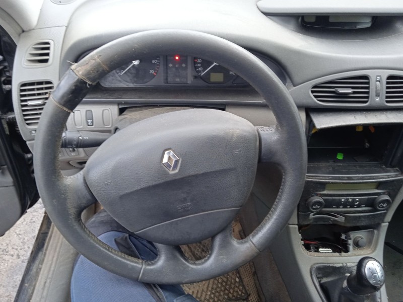 renault laguna ii (bg0/1_) del año 2001