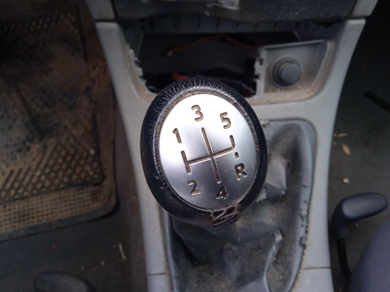 renault laguna ii (bg0/1_) del año 2001