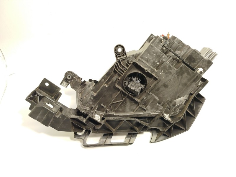 Recambio de faro derecho para seat ateca (kh7, khp) 1.5 tsi referencia OEM IAM 576941032B  1EX014891