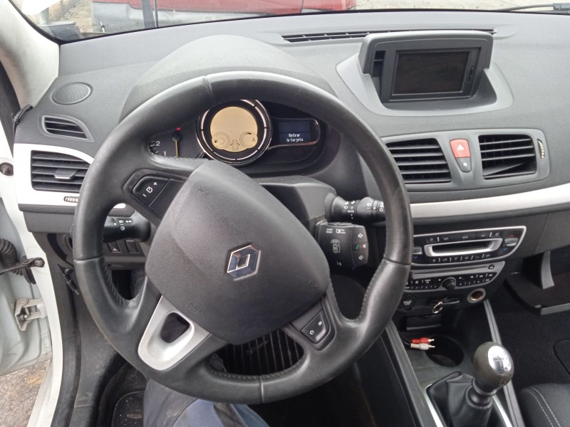 renault megane iii hatchback (bz0/1_, b3_) del año 2009