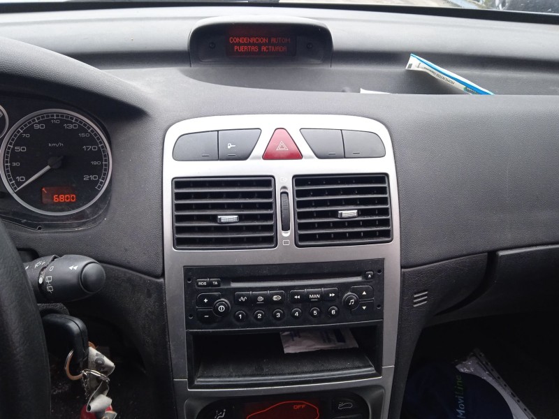 peugeot 307 break (3e) del año 2004