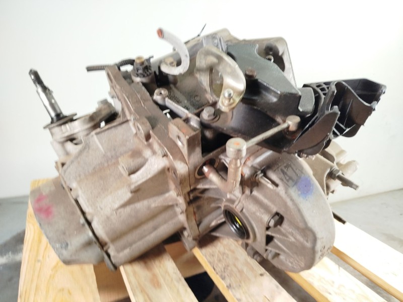 Recambio de caja cambios para peugeot partner tepee 1.6 bluehdi 120 referencia OEM IAM 20ET23 1609983380 1612444280