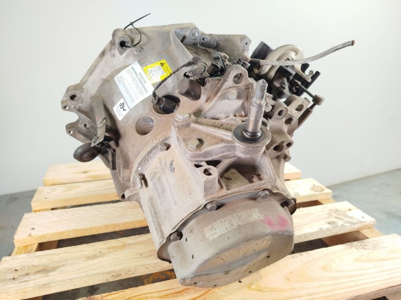 Recambio de caja cambios para peugeot partner tepee 1.6 bluehdi 120 referencia OEM IAM 20ET23 1609983380 1612444280